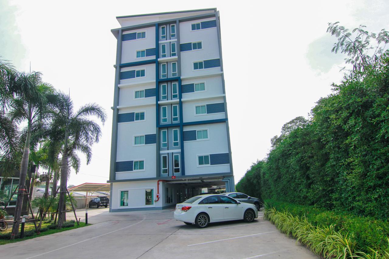 Tada Condotel Buriram Exterior photo